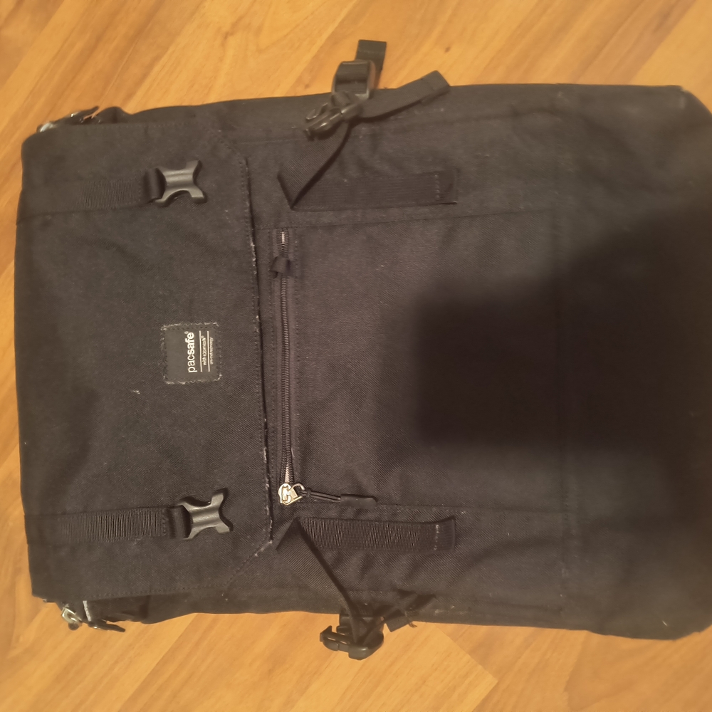Pacsafe Black Anti-Theft Women's Backpack